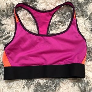 Victoria sport sports bra